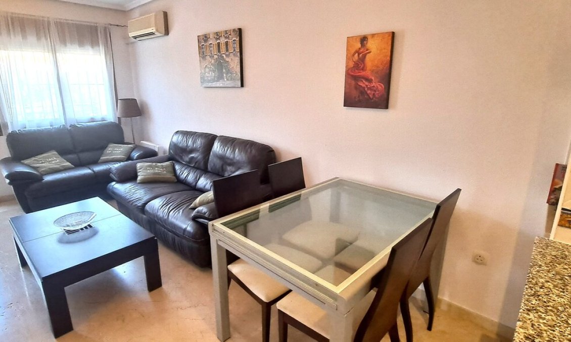 Használt Ingatlanok - Villa -
Villamartin - Costa Blanca