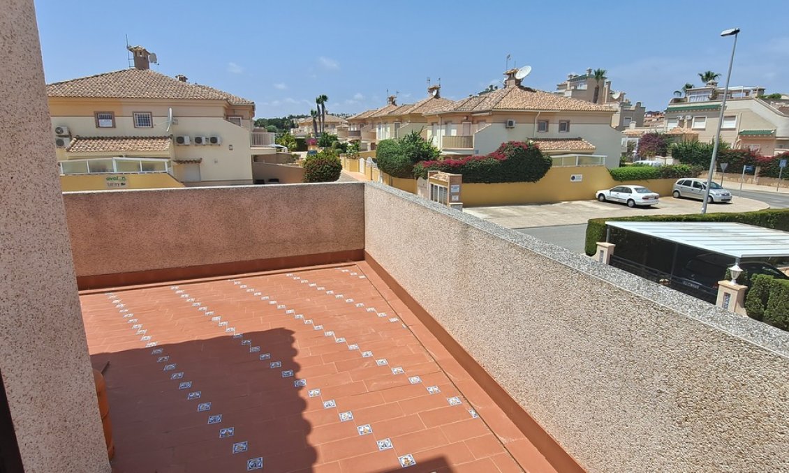 Használt Ingatlanok - Villa -
Villamartin - Costa Blanca