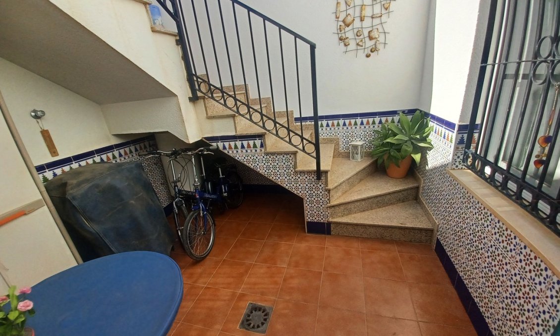 Revente - Villa -
Sucina - Inland