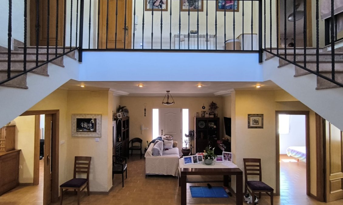Revente - Villa -
Revuelta de Yecla - Inland