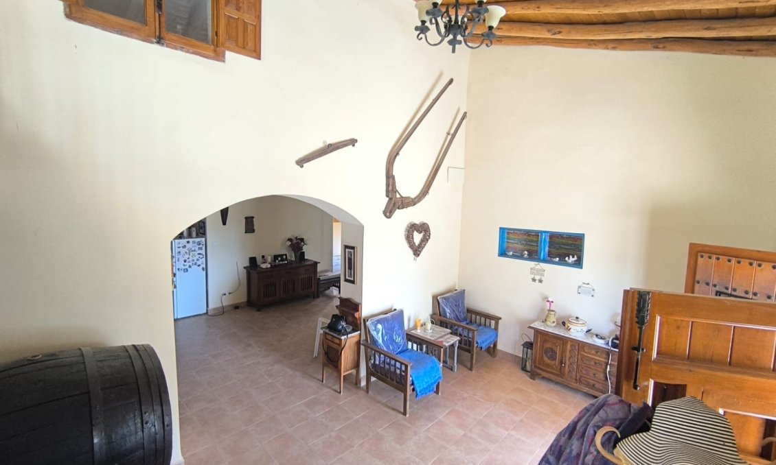 Resale - Villa -
Chinorlet - Inland