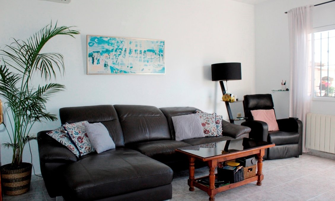 Revente - Villa -
Orihuela Costa - Costa Blanca