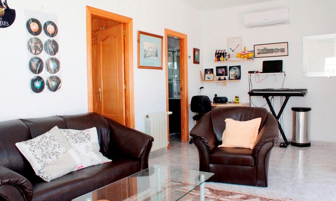 Revente - Villa -
Orihuela Costa - Costa Blanca