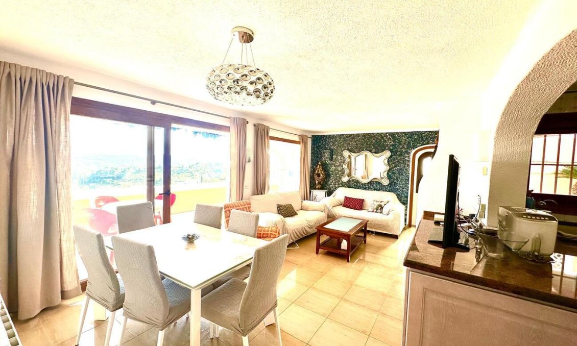 Resale - Villa -
Jávea - Costa Blanca