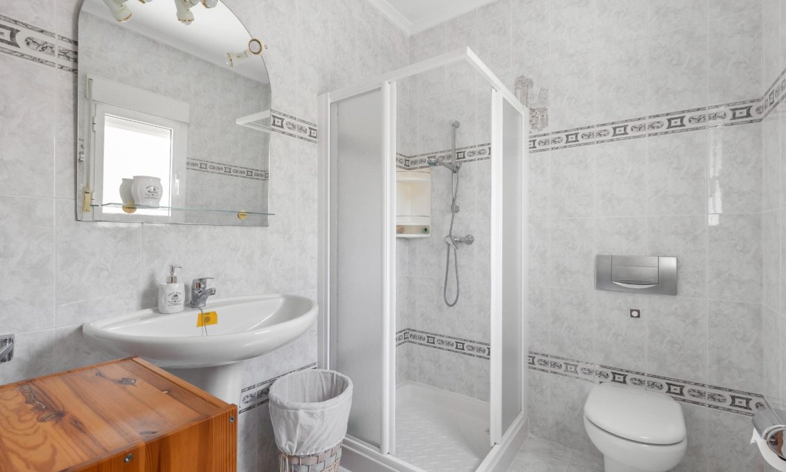 Resale - Villa -
San Fulgencio - La Marina