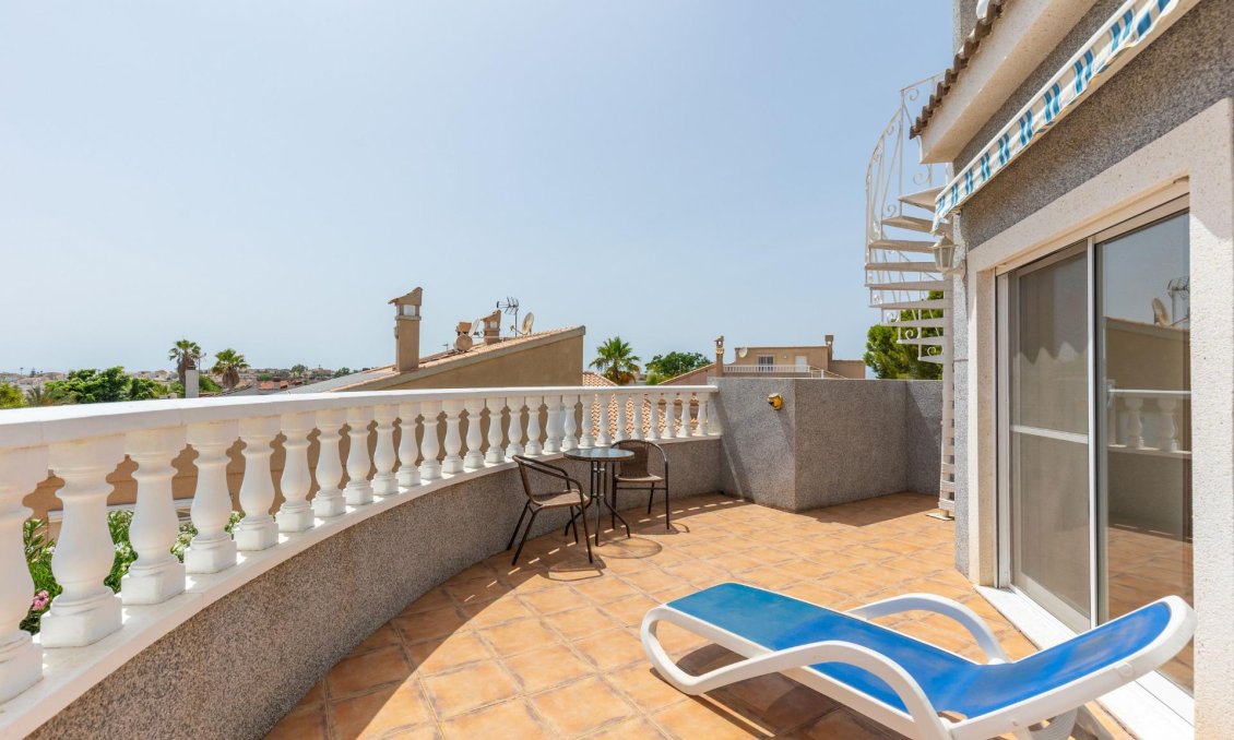 Resale - Villa -
San Fulgencio - La Marina
