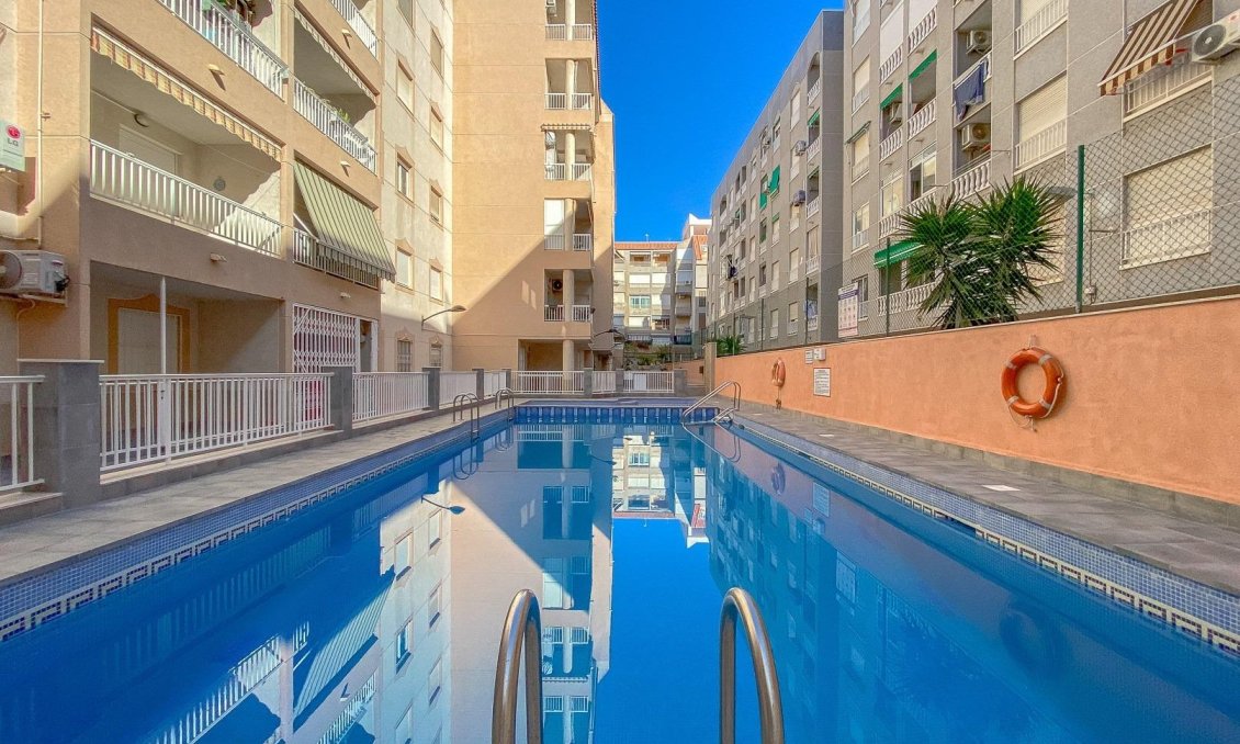Revânzare - Mansardă -
Torrevieja - El Acequión - Los Náufragos