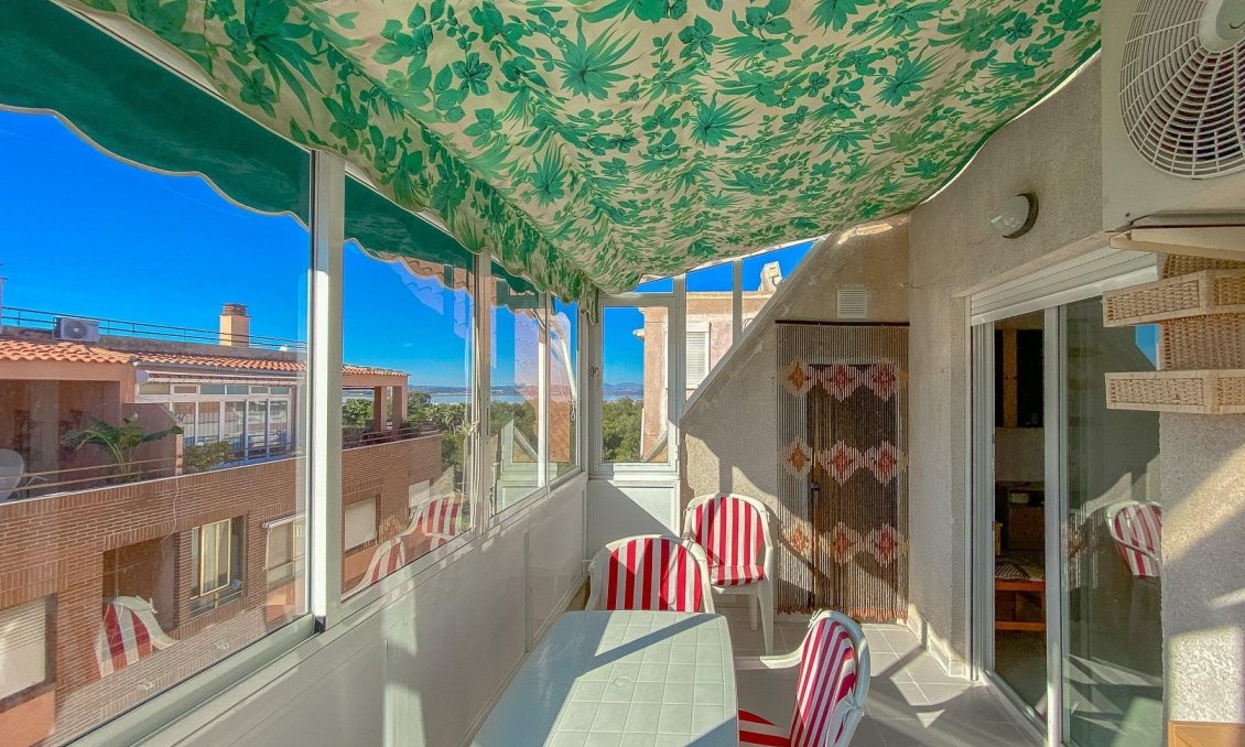 Revânzare - Mansardă -
Torrevieja - El Acequión - Los Náufragos