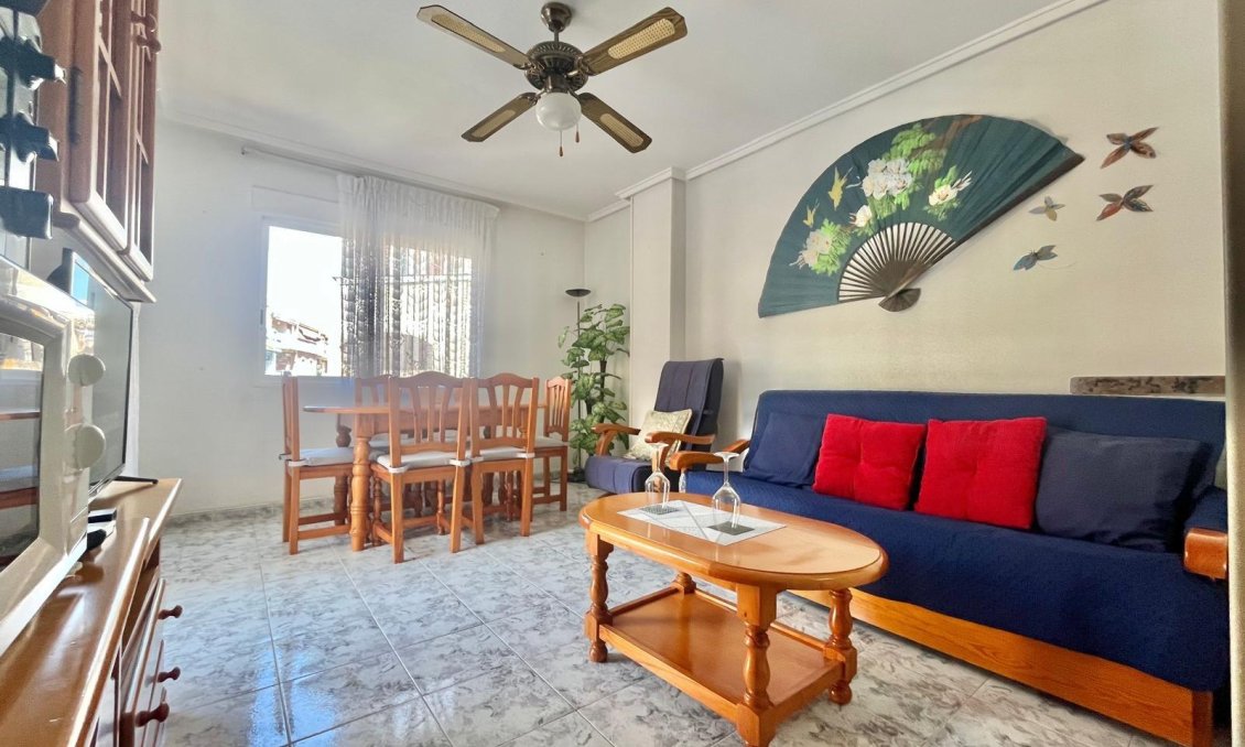 Resale - Apartment -
Torrevieja - Playa del Cura