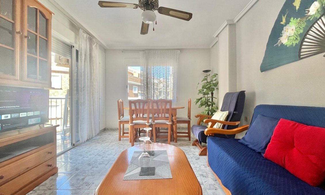 Resale - Apartment -
Torrevieja - Playa del Cura