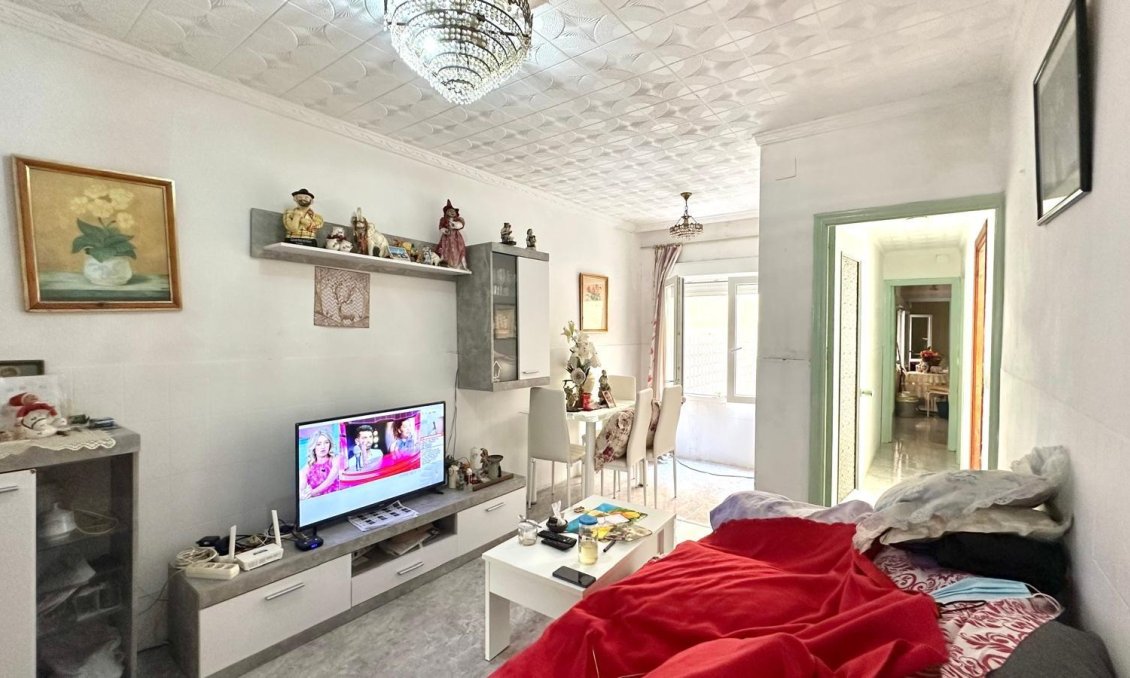 Resale - Apartment -
Torrevieja - Estacion De Autobuses