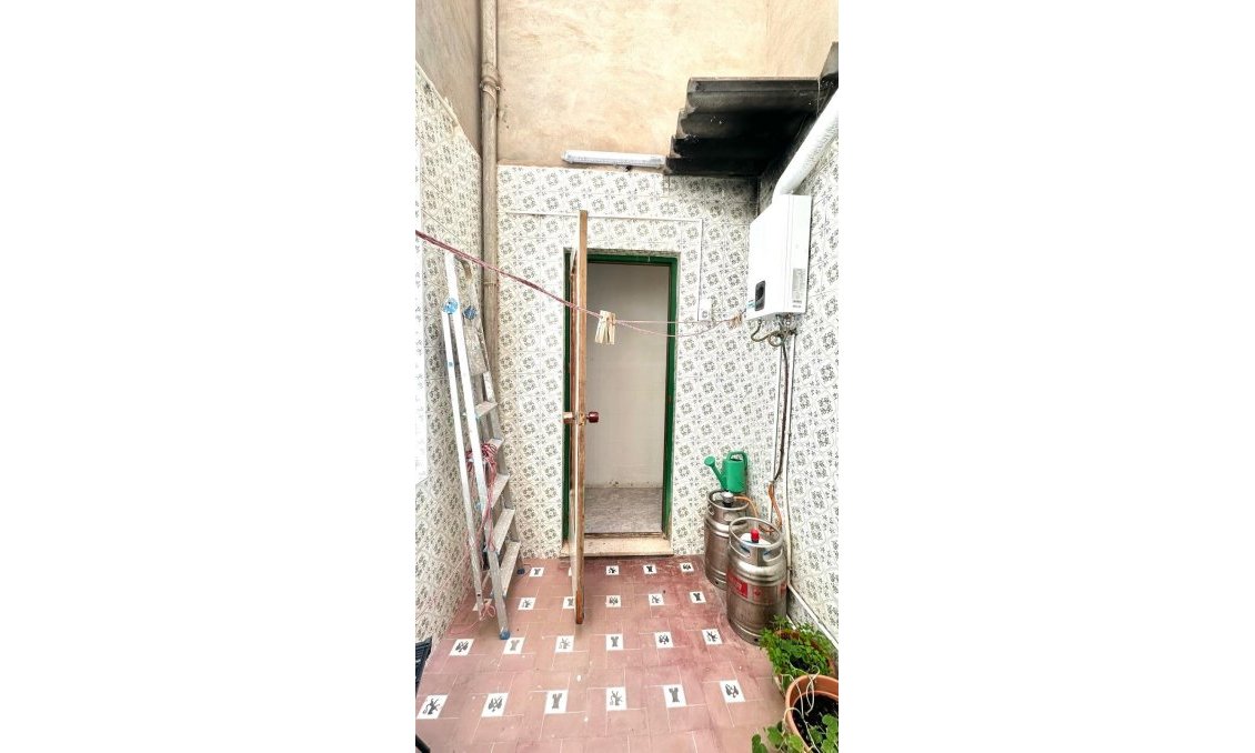 Resale - Apartment -
Torrevieja - Estacion De Autobuses