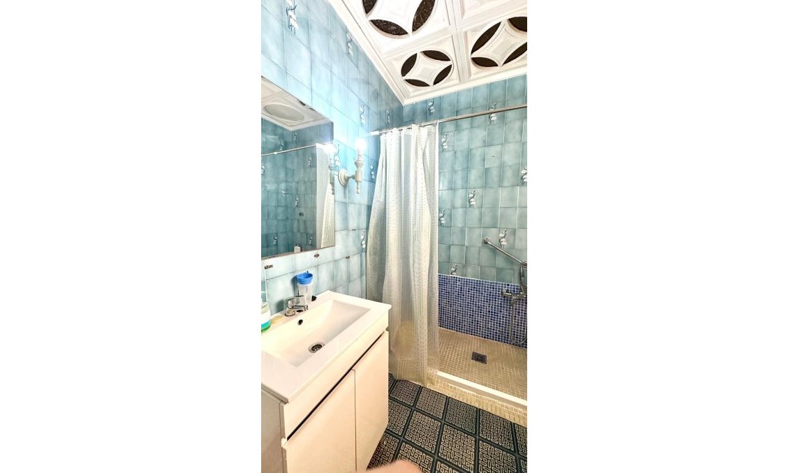 Resale - Apartment -
Torrevieja - Estacion De Autobuses