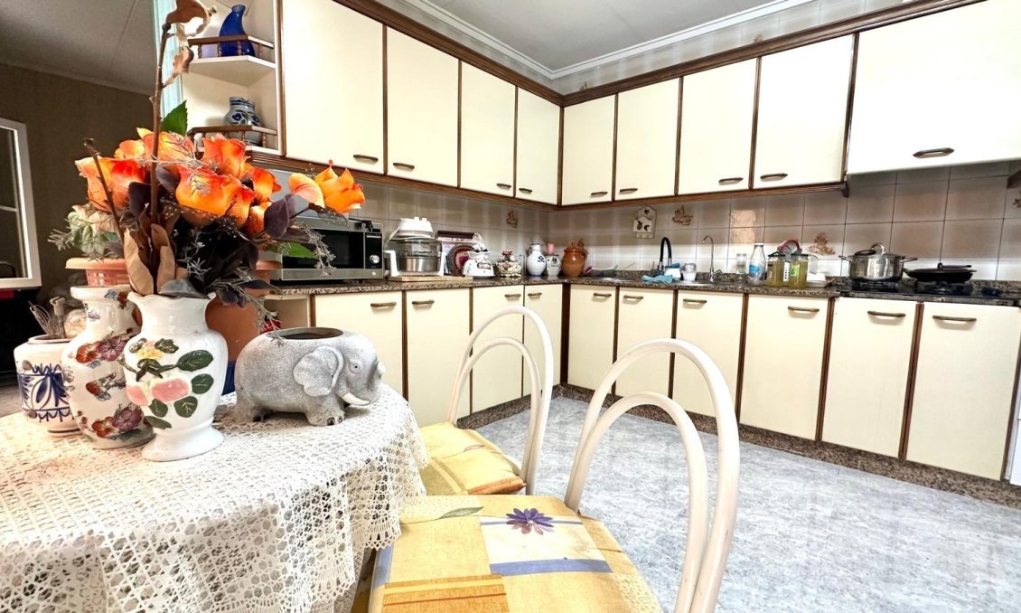Resale - Apartment -
Torrevieja - Estacion De Autobuses