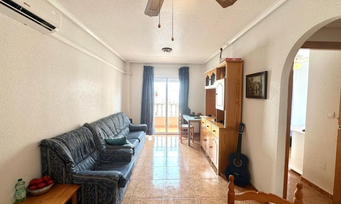 Revente - Appartement -
Torrevieja