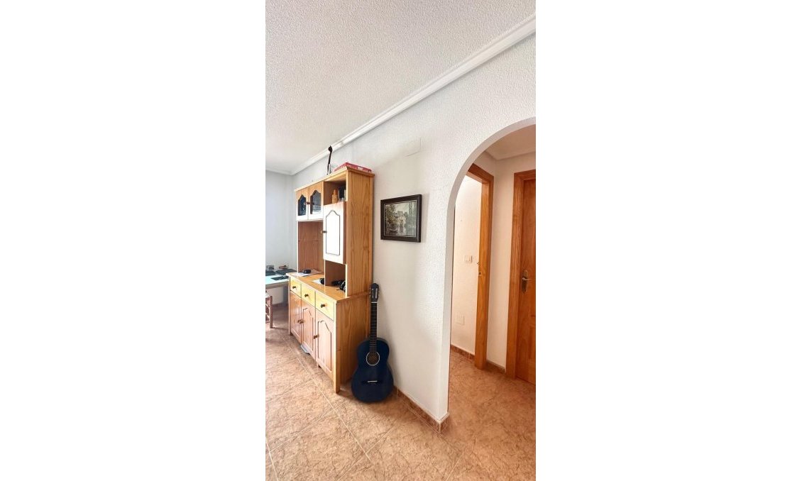Revente - Appartement -
Torrevieja