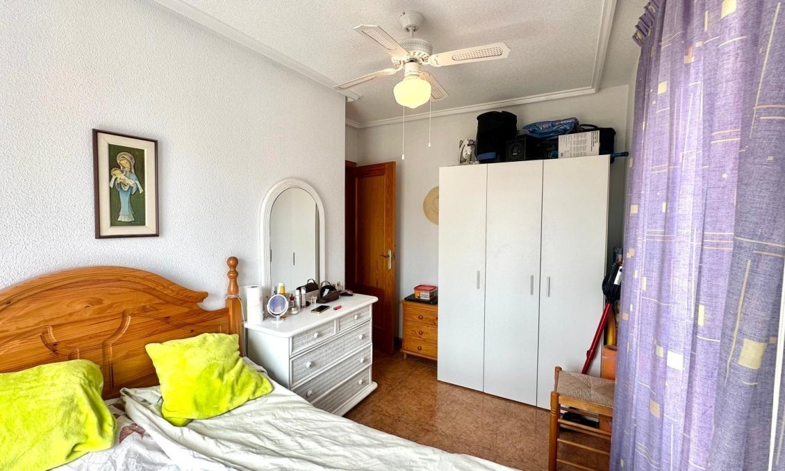 Revente - Appartement -
Torrevieja