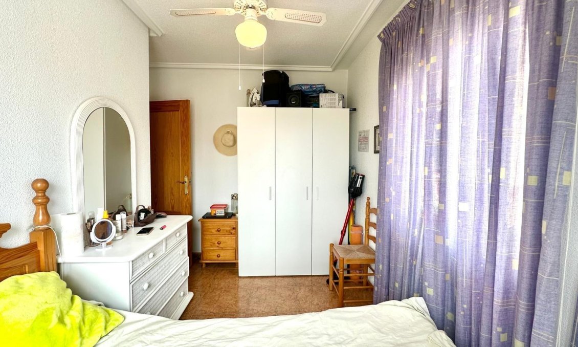 Revente - Appartement -
Torrevieja