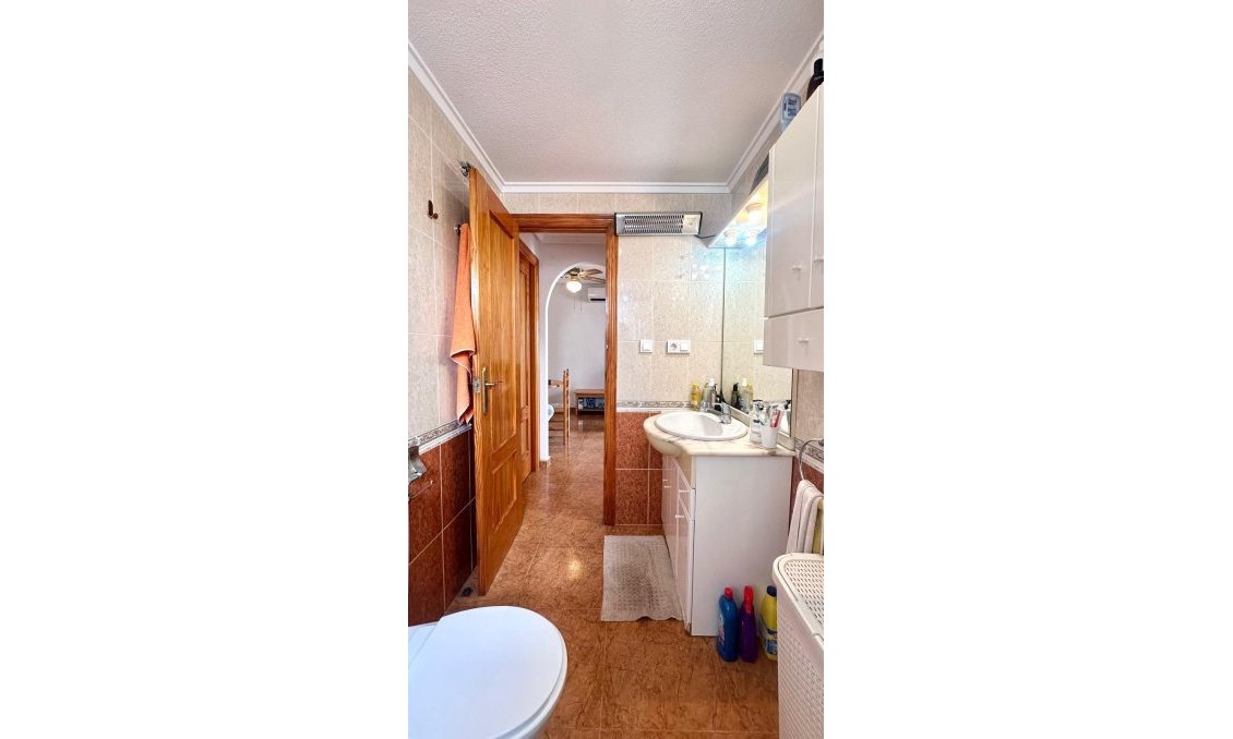 Revente - Appartement -
Torrevieja