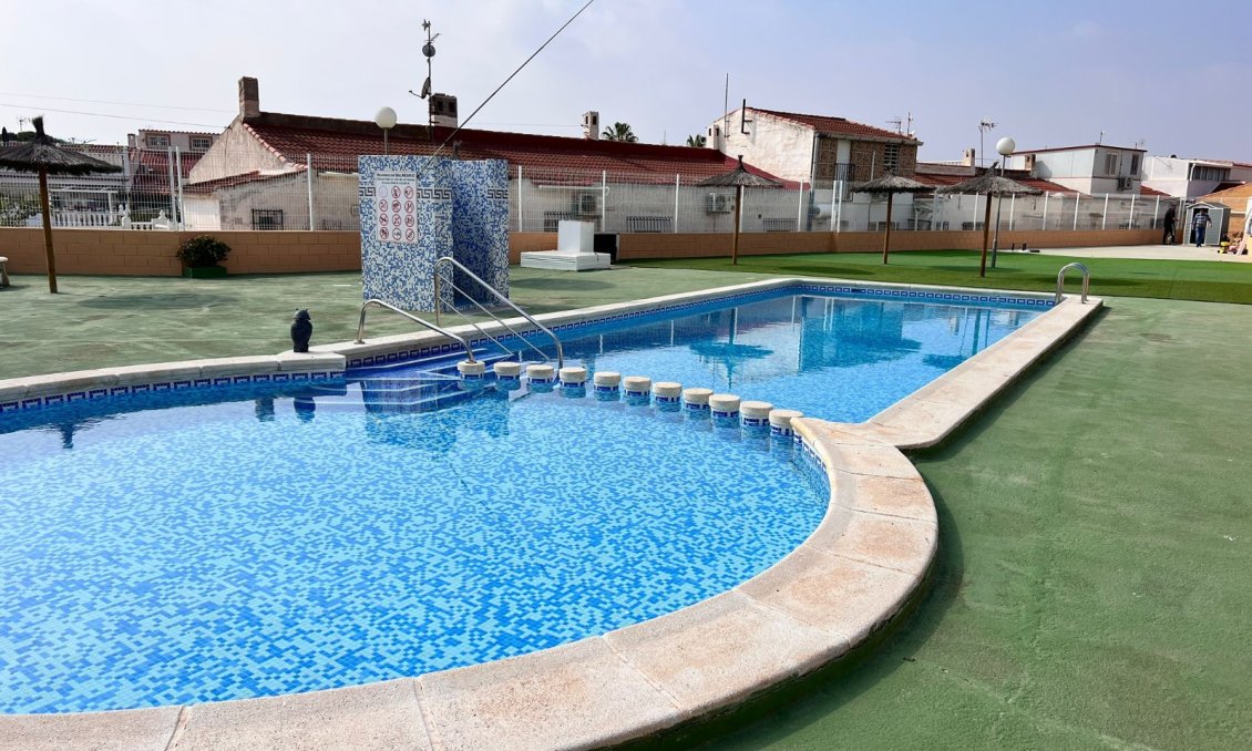 Revânzare - Vilă -
Torrevieja - Costa Blanca