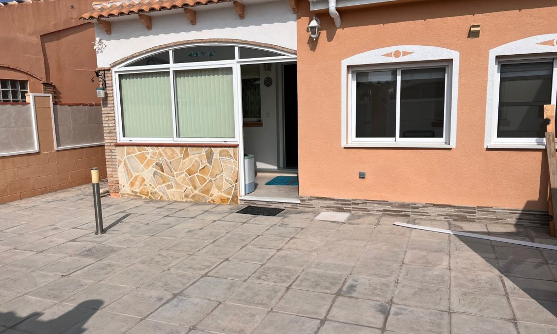 Revânzare - Vilă -
Torrevieja - Costa Blanca