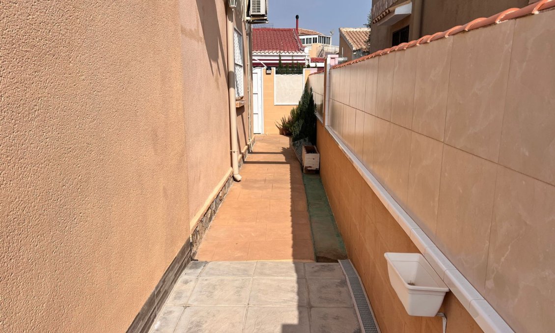 Revânzare - Vilă -
Torrevieja - Costa Blanca