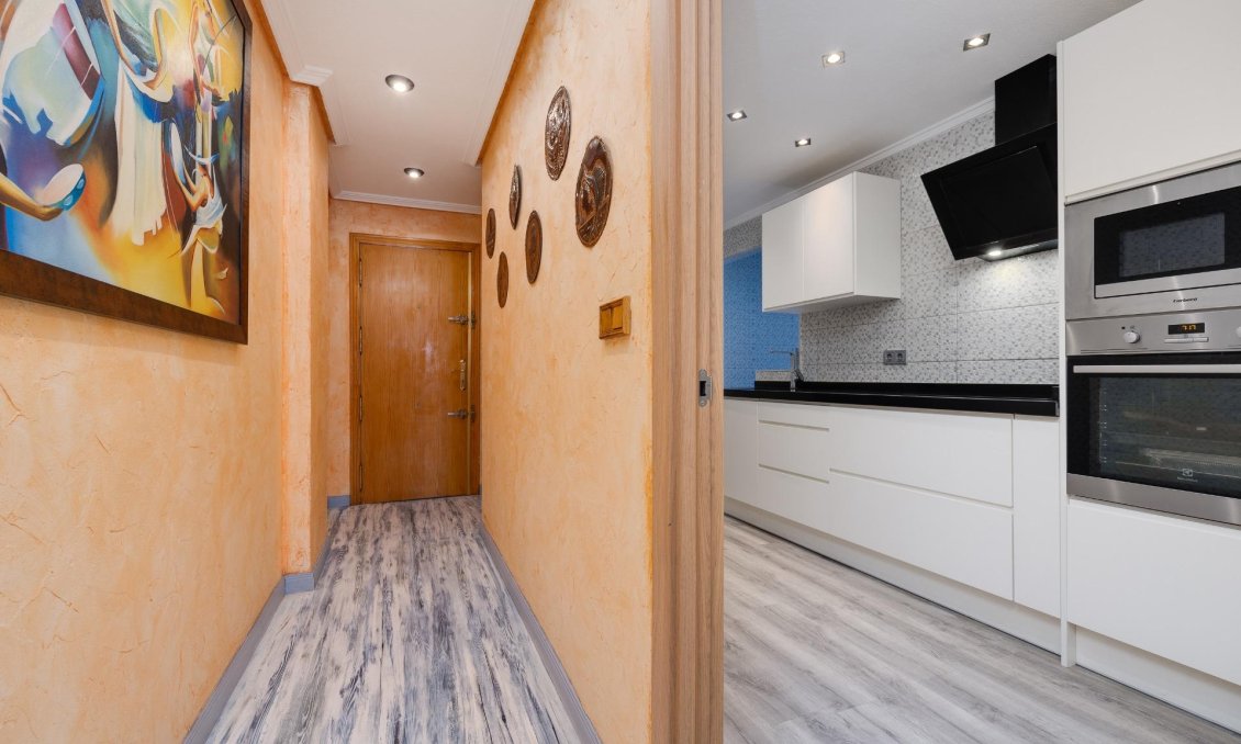 Resale - Apartment -
Torrevieja - Acequion