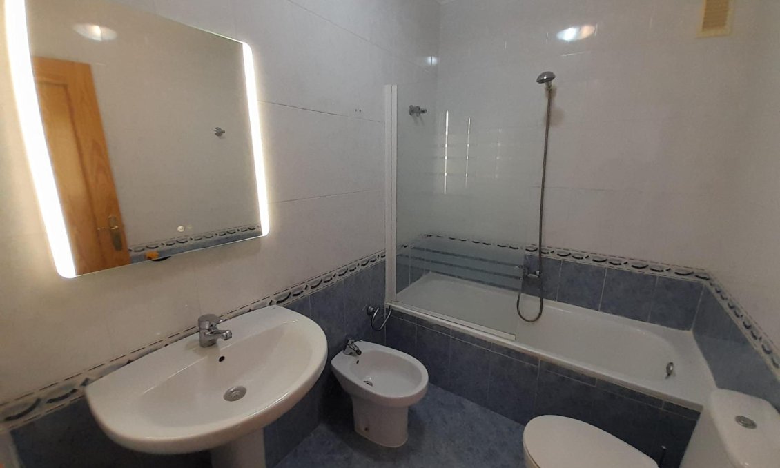Revânzare - Apartament -
Puerto de Mazarron - Barrio San Isidro