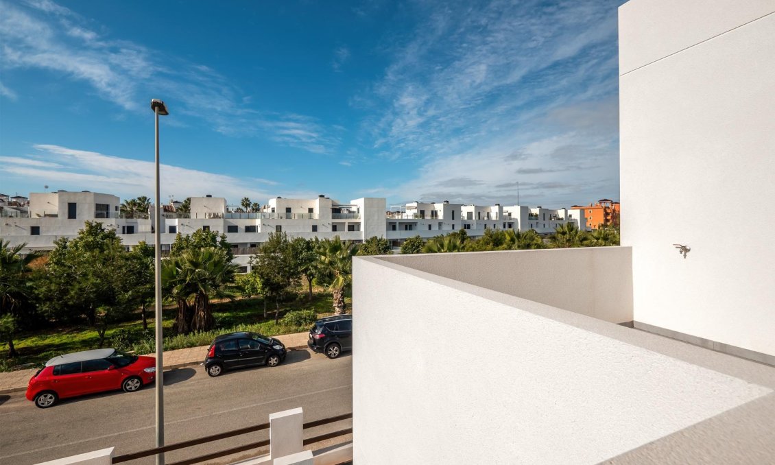Obra nueva - Villa -
Orihuela Costa - PAU 8