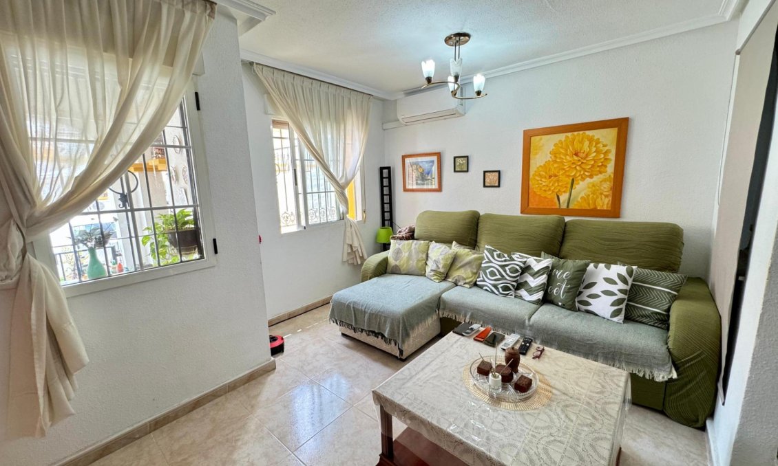 Segunda mano - Town House -
Torrevieja - Costa Blanca