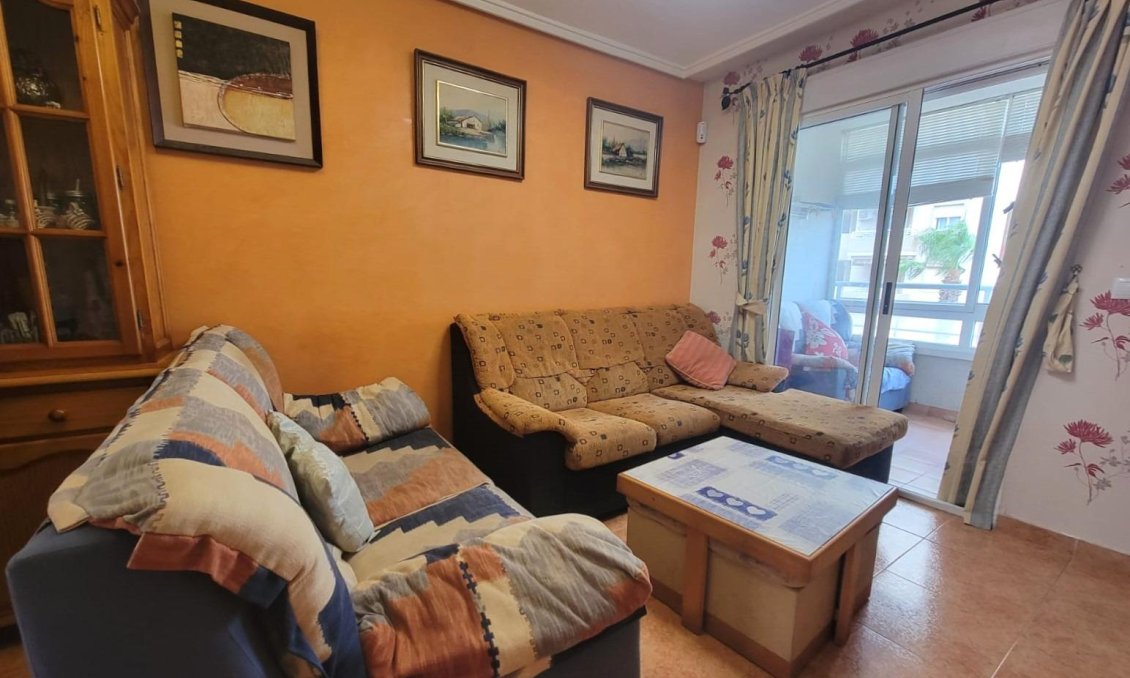Segunda mano - Apartamento -
Torrevieja - Nueva Torrevieja