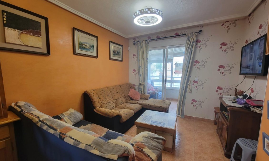 Segunda mano - Apartamento -
Torrevieja - Nueva Torrevieja