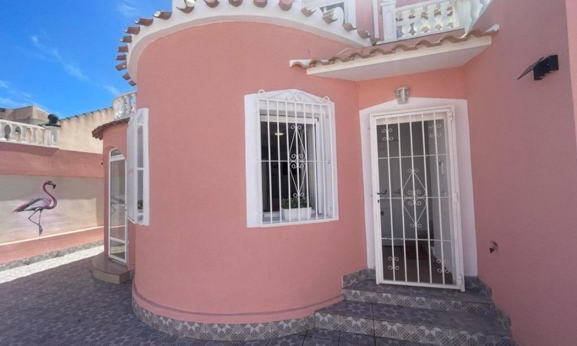 Wiederverkauf - Villa -
Orihuela Costa - Playa Flamenca
