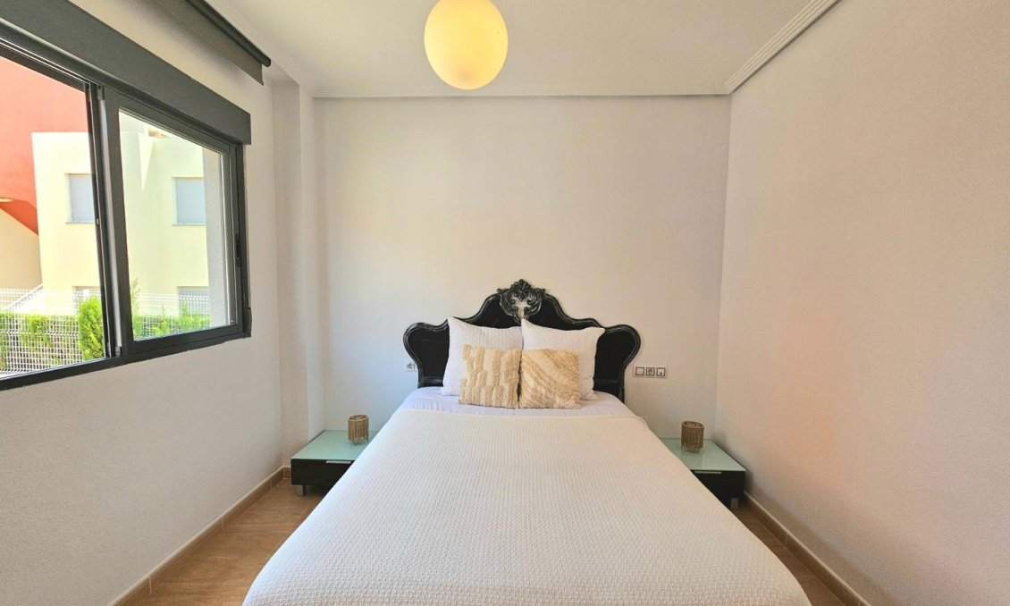 Wiederverkauf - Bungalow -
Torrevieja - Aguas Nuevas