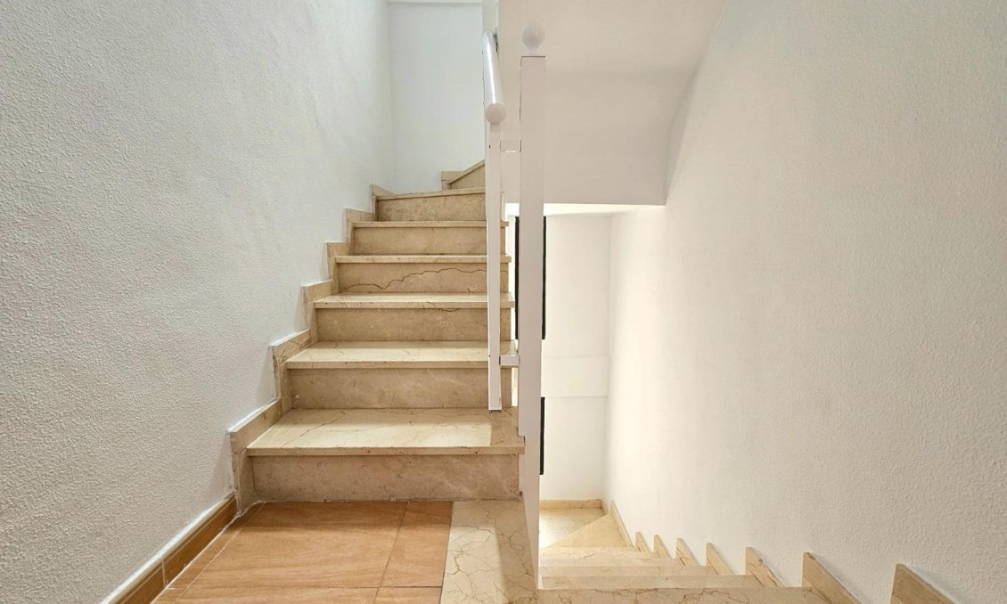 Wiederverkauf - Bungalow -
Torrevieja - Aguas Nuevas