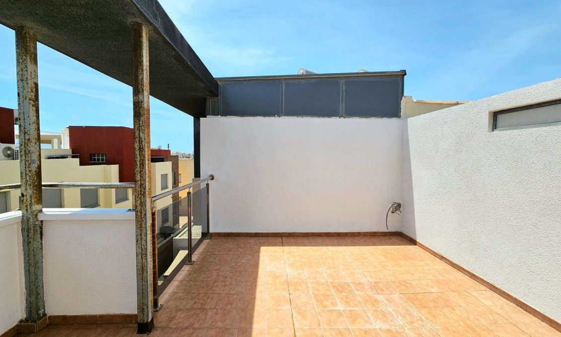 Wiederverkauf - Bungalow -
Torrevieja - Aguas Nuevas