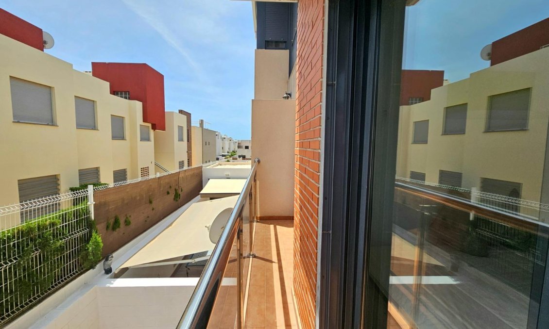 Wiederverkauf - Bungalow -
Torrevieja - Aguas Nuevas