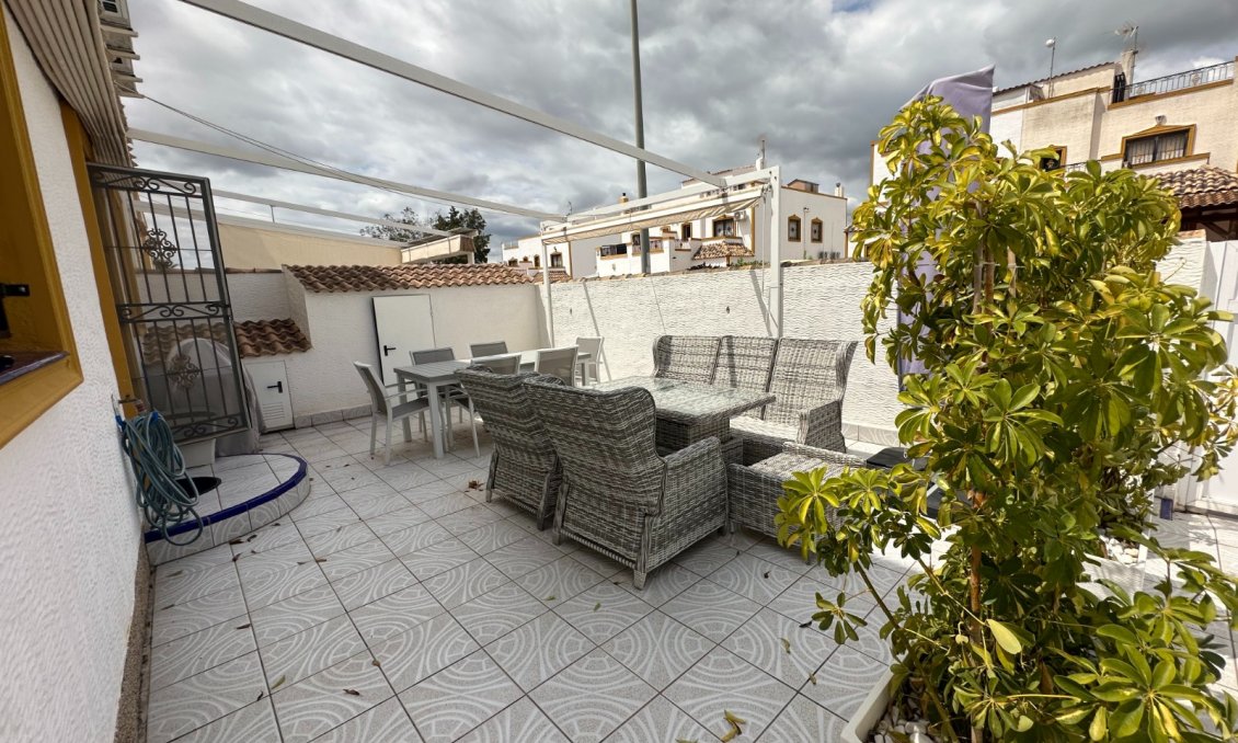 Wiederverkauf - Town House -
Orihuela - Inland
