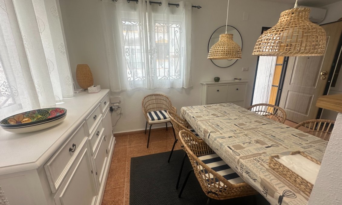 Wiederverkauf - Town House -
Orihuela - Inland