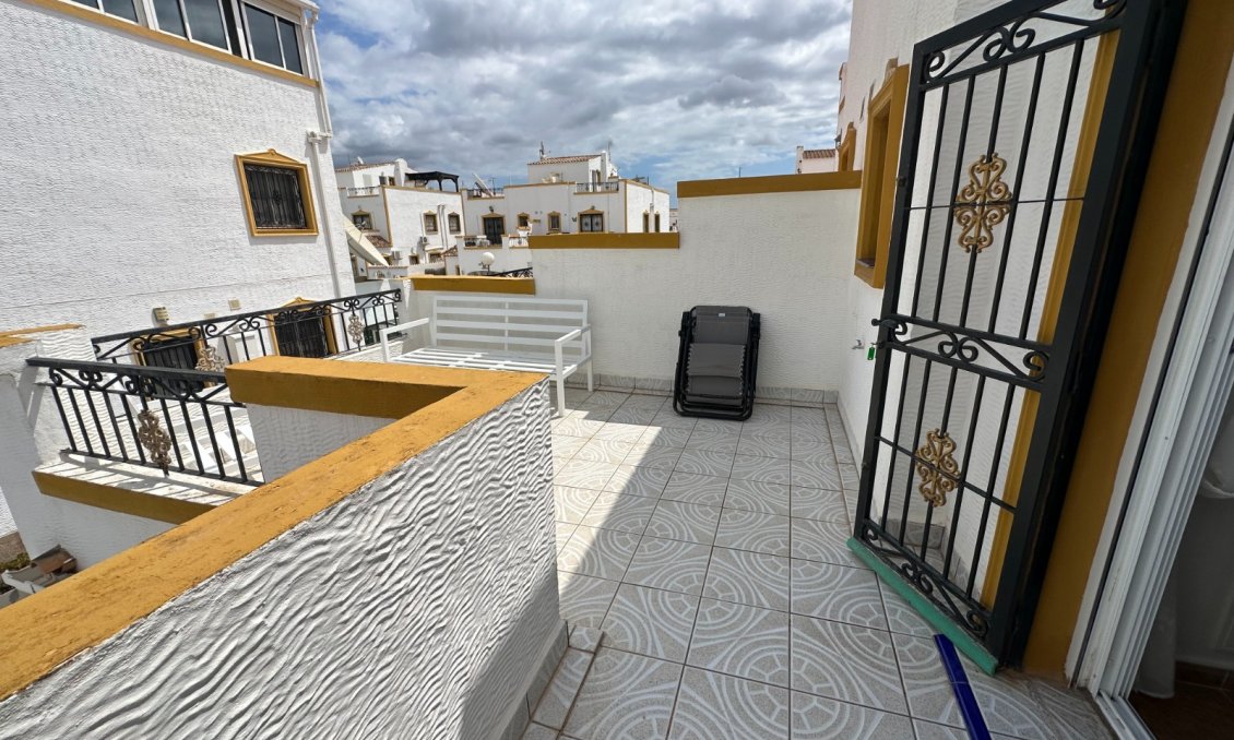 Wiederverkauf - Town House -
Orihuela - Inland
