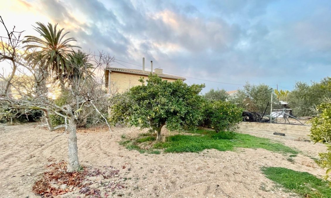 Resale - Villa -
Benidorm - Salto Del Agua