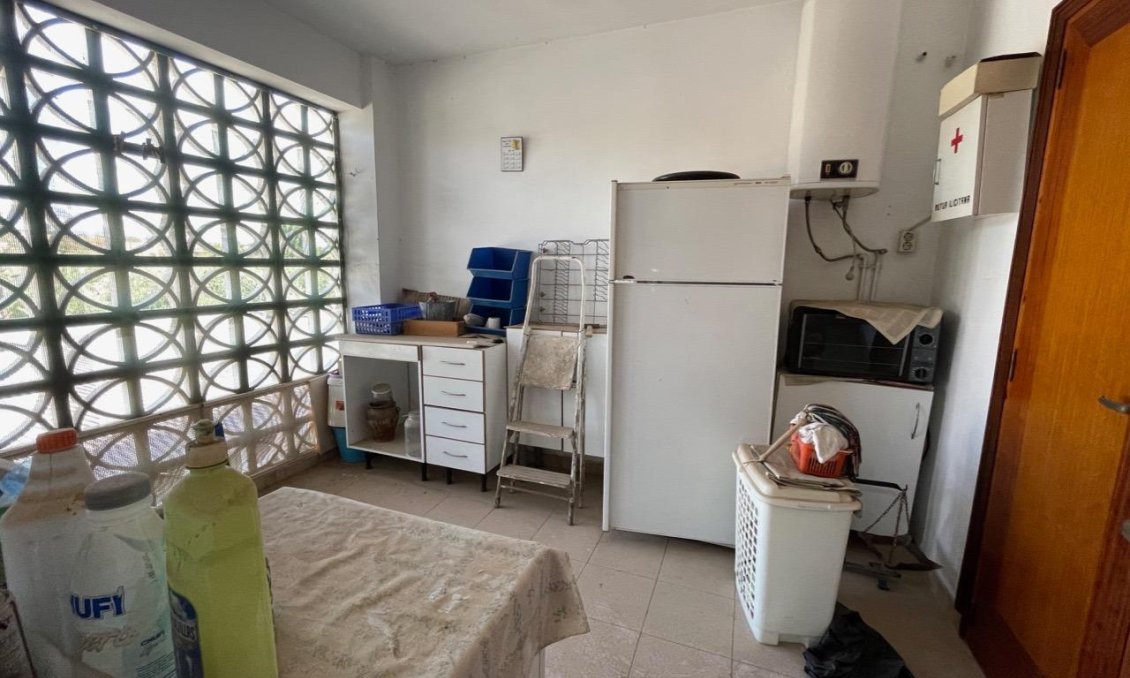 Resale - Villa -
Benidorm - Salto Del Agua