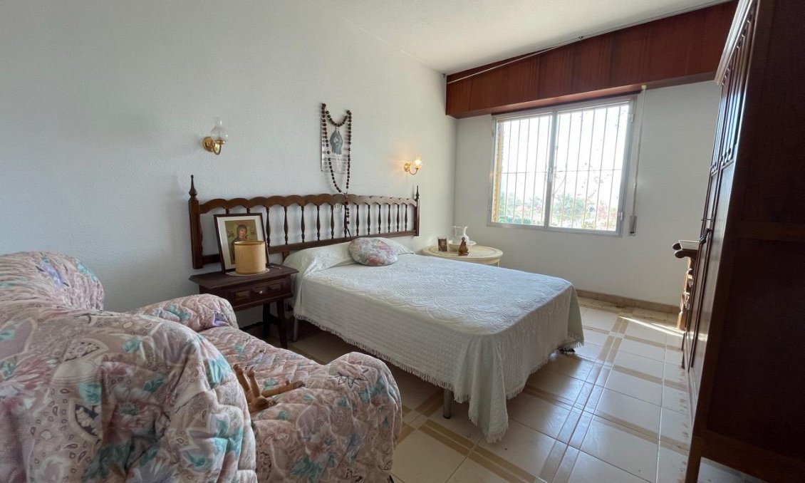 Resale - Villa -
Benidorm - Salto Del Agua