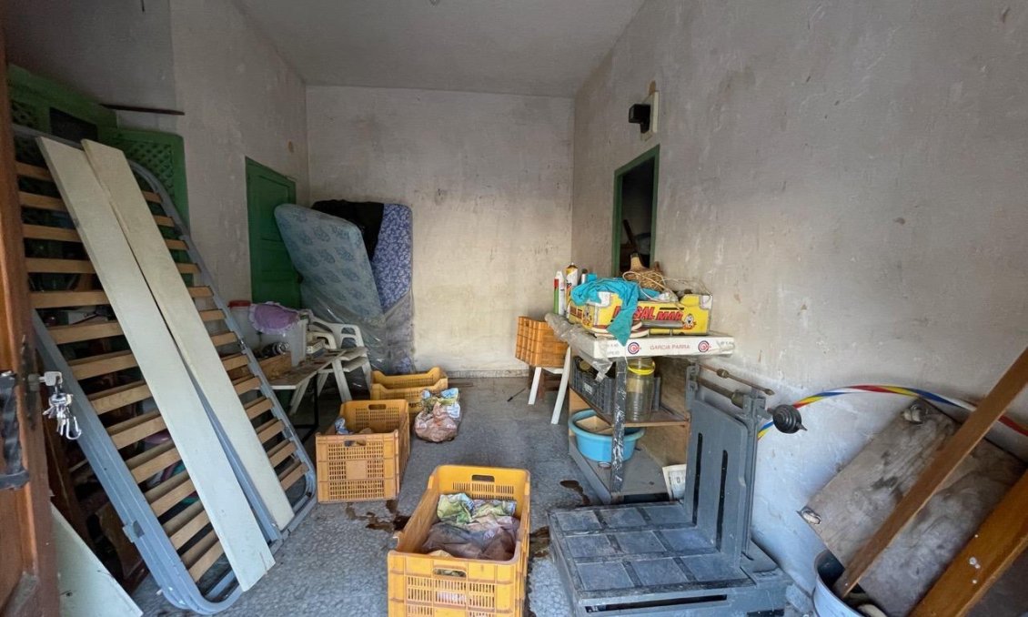 Resale - Villa -
Benidorm - Salto Del Agua