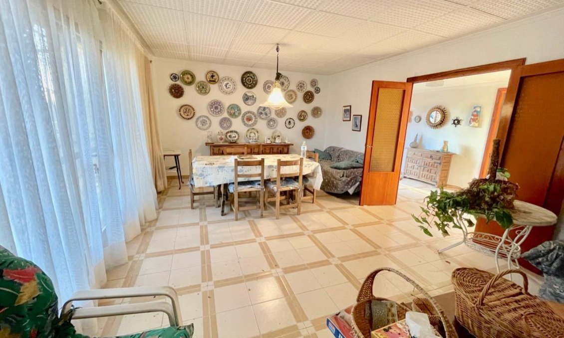 Resale - Villa -
Benidorm - Salto Del Agua