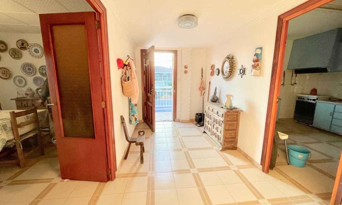 Resale - Villa -
Benidorm - Salto Del Agua