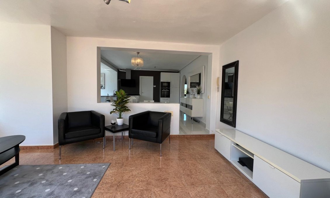 Wiederverkauf - Villa -
Torrevieja - Costa Blanca