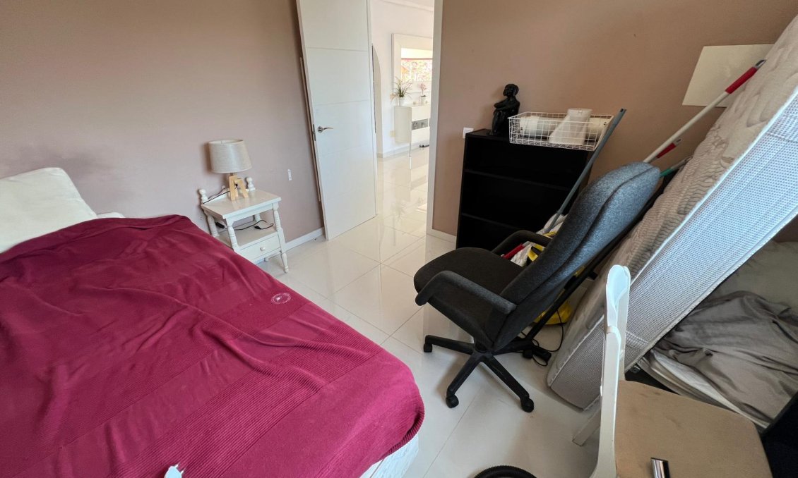 Wiederverkauf - Villa -
Torrevieja - Costa Blanca