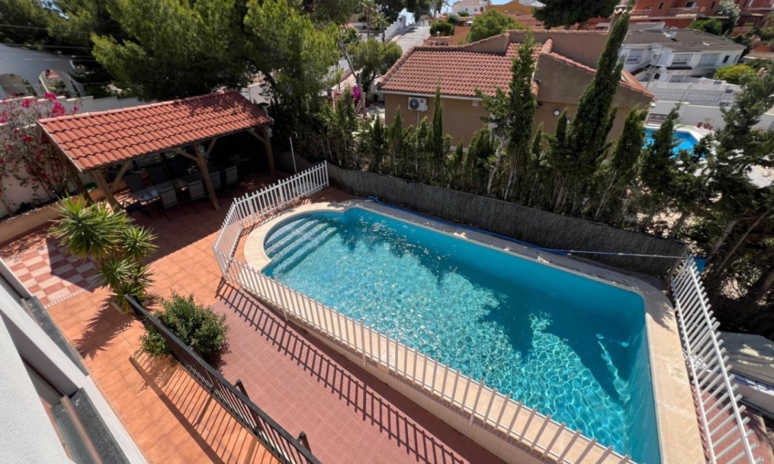 Wiederverkauf - Villa -
Torrevieja - Costa Blanca