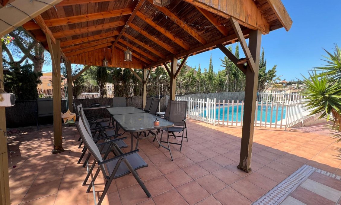 Wiederverkauf - Villa -
Torrevieja - Costa Blanca